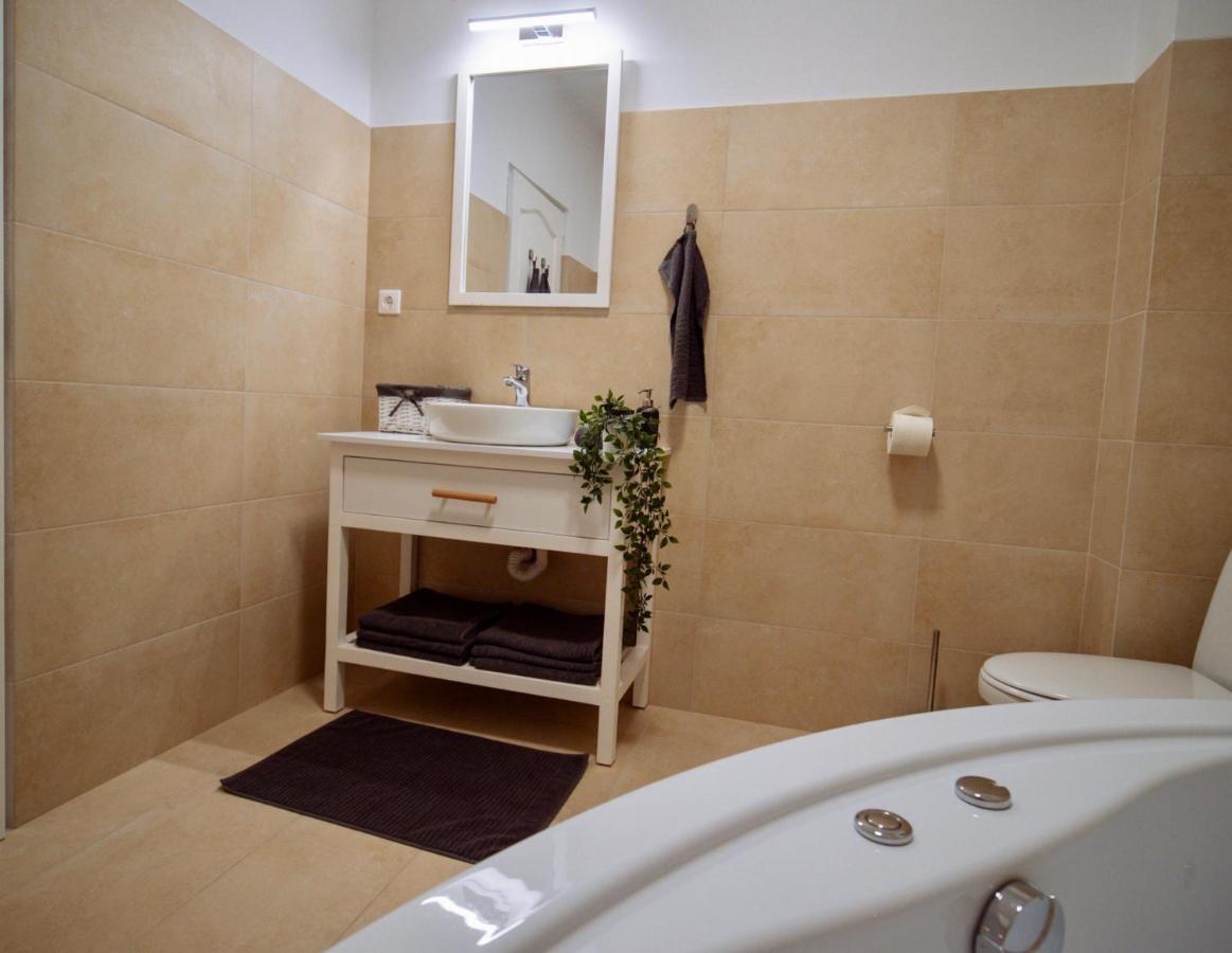 Zakarias Apartments Miercurea Ciuc Eksteriør bilde